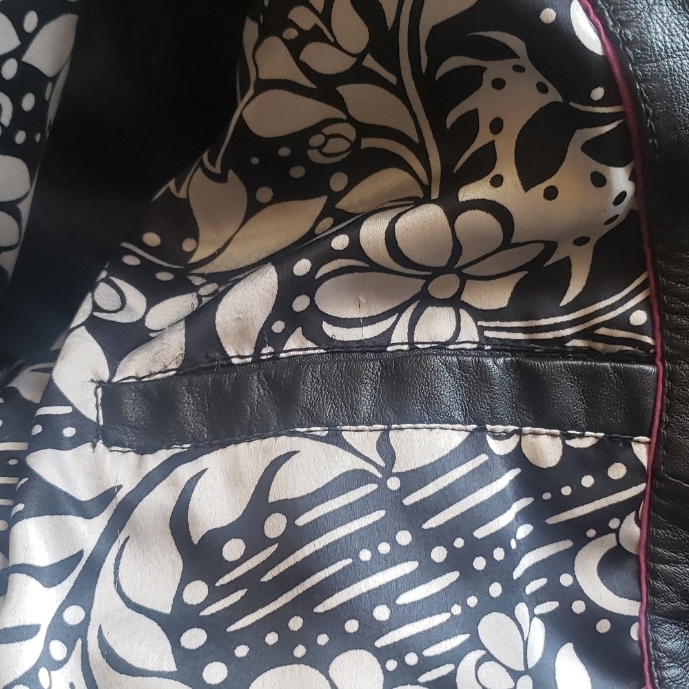 RW & Co  Unique Incomparable Leather Jacket - Picture 11 of 14